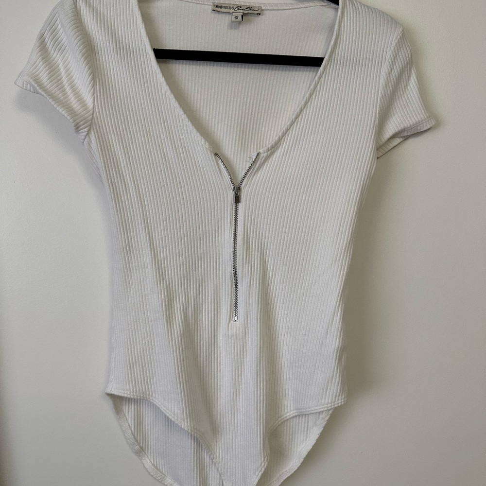 Express White Ribbed V-Neck Zip Front Bodysuit